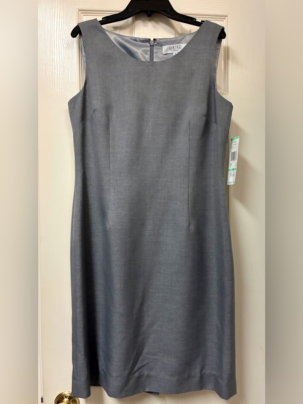 NWT-Kasper Sleeveless Gray Sheath Dress